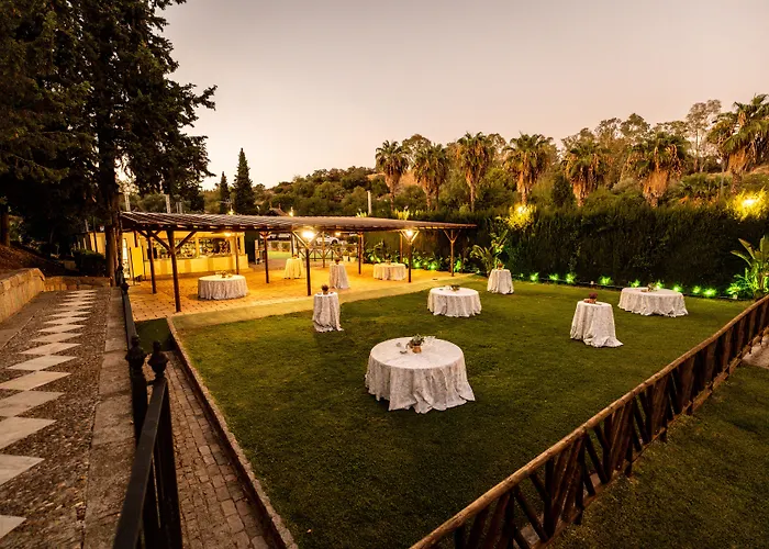 Hotel Abetos del Maestre Escuela Córdoba